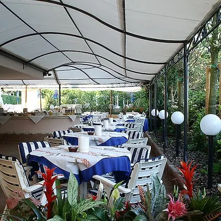 Casali Τσέρβια