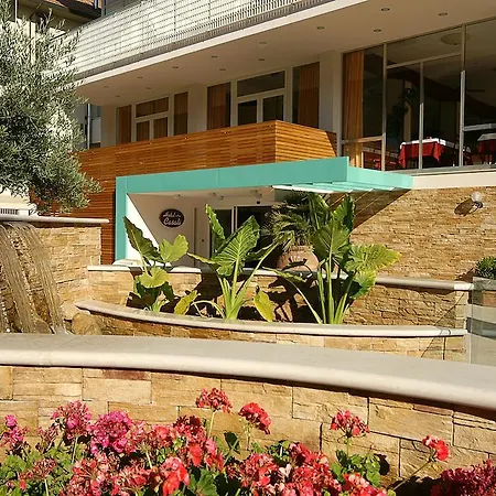 Casali 3* Τσέρβια